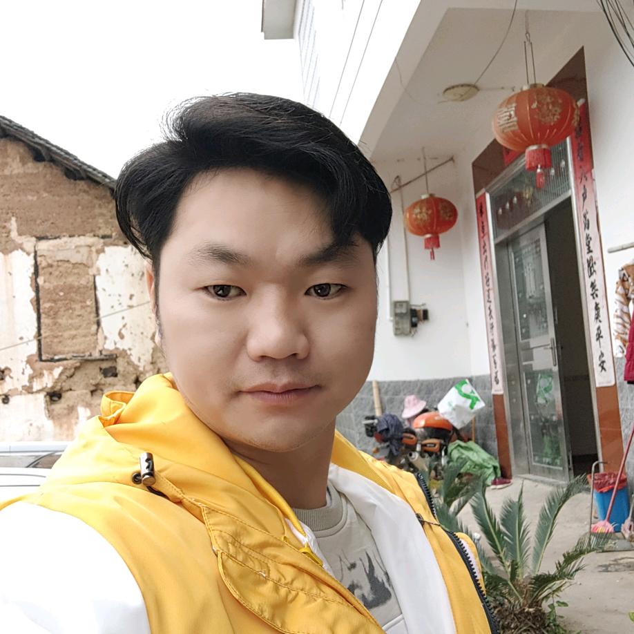 小板哥在收废品