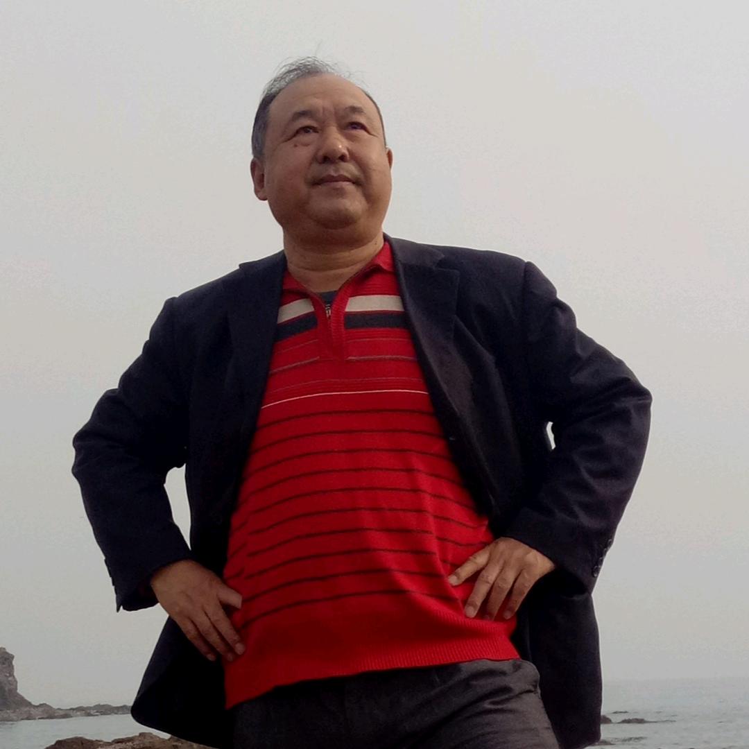 画家朱文松