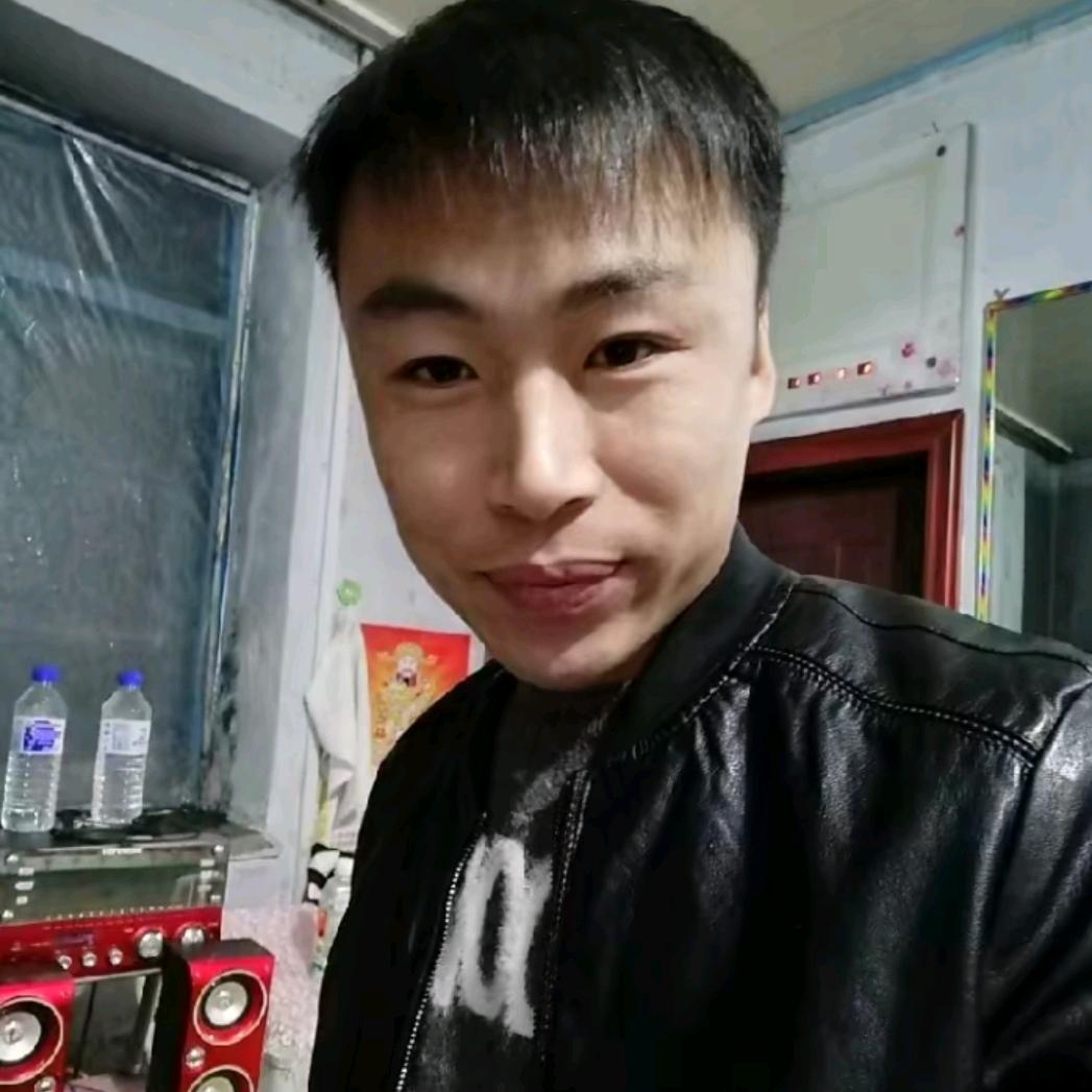 ꧁༺霸气💞男神༻꧂