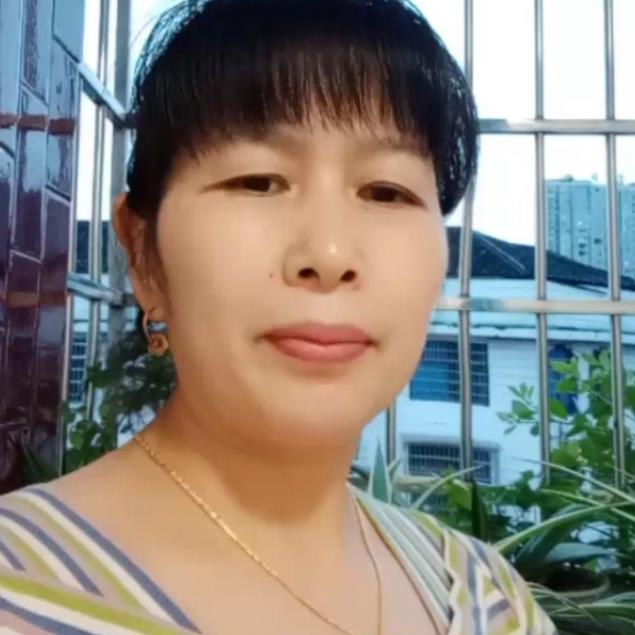 梅城开童装的吴姐