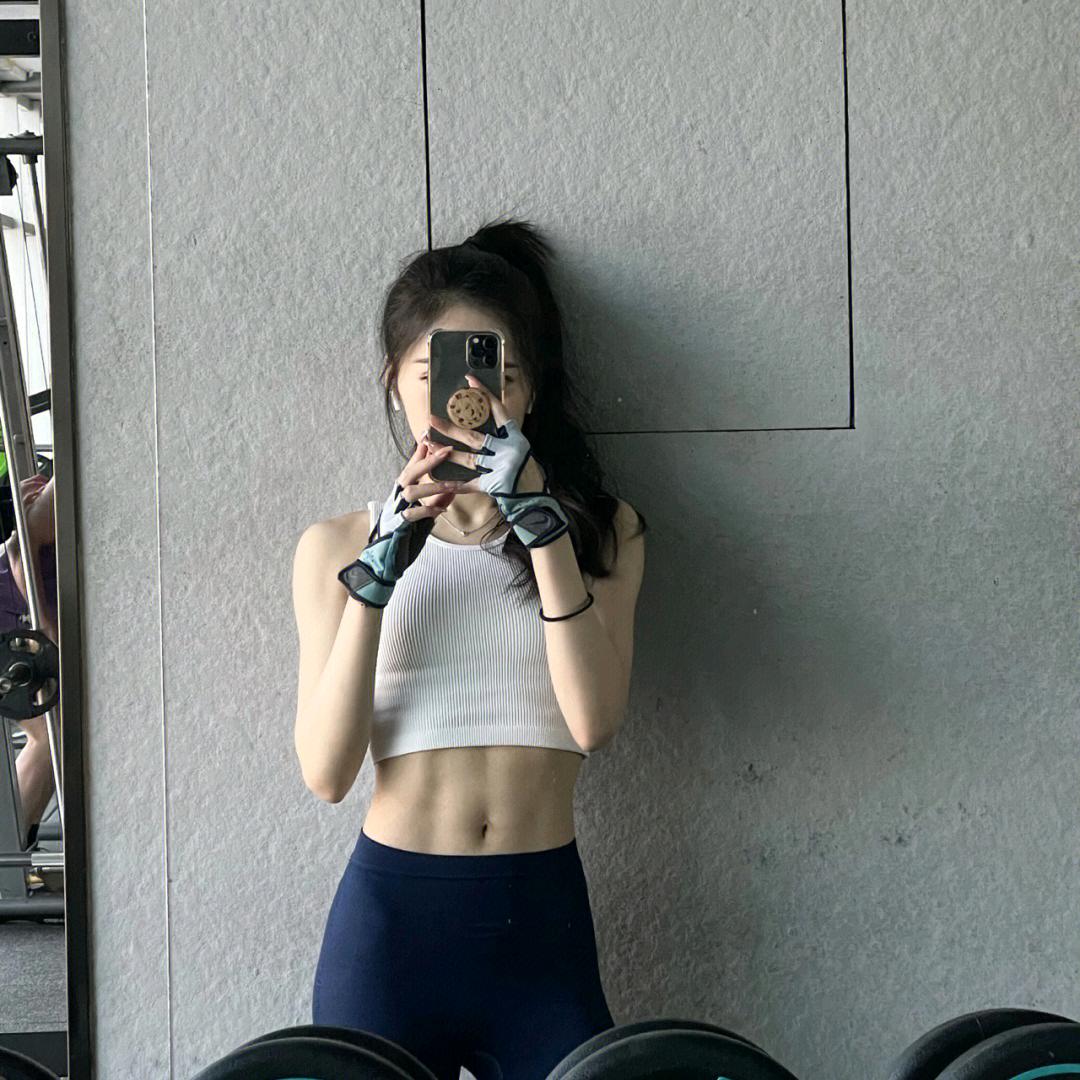悦悦吃不停