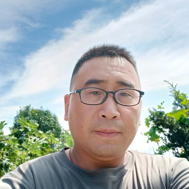 小四眼