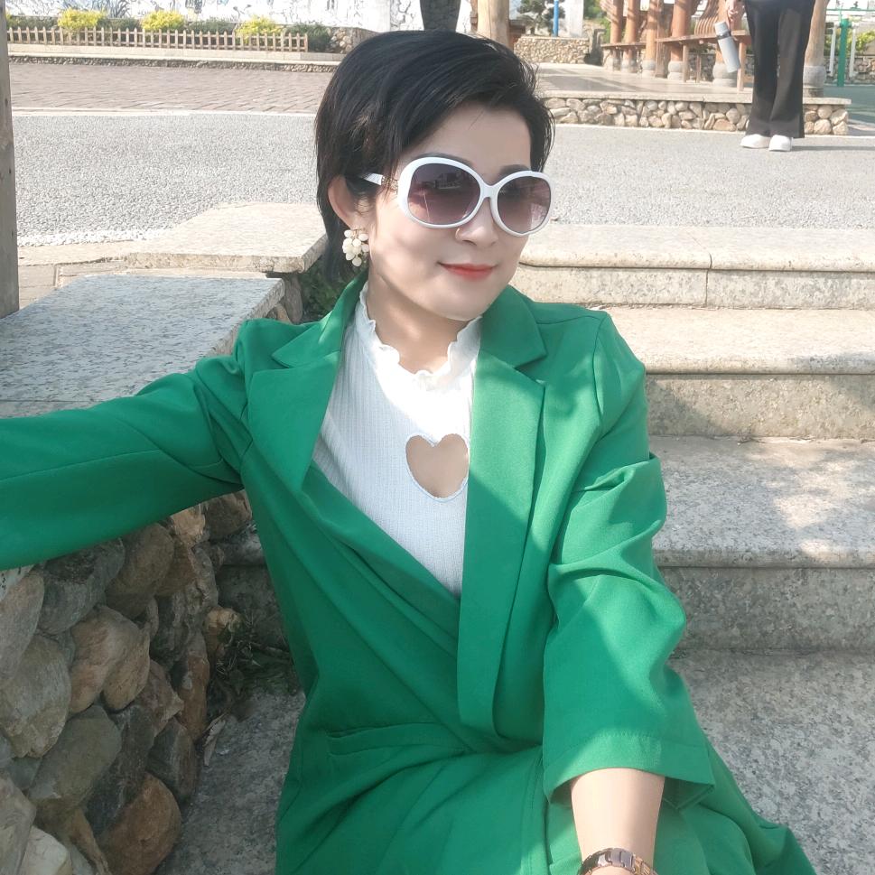 鱼儿😘陈家二小姐