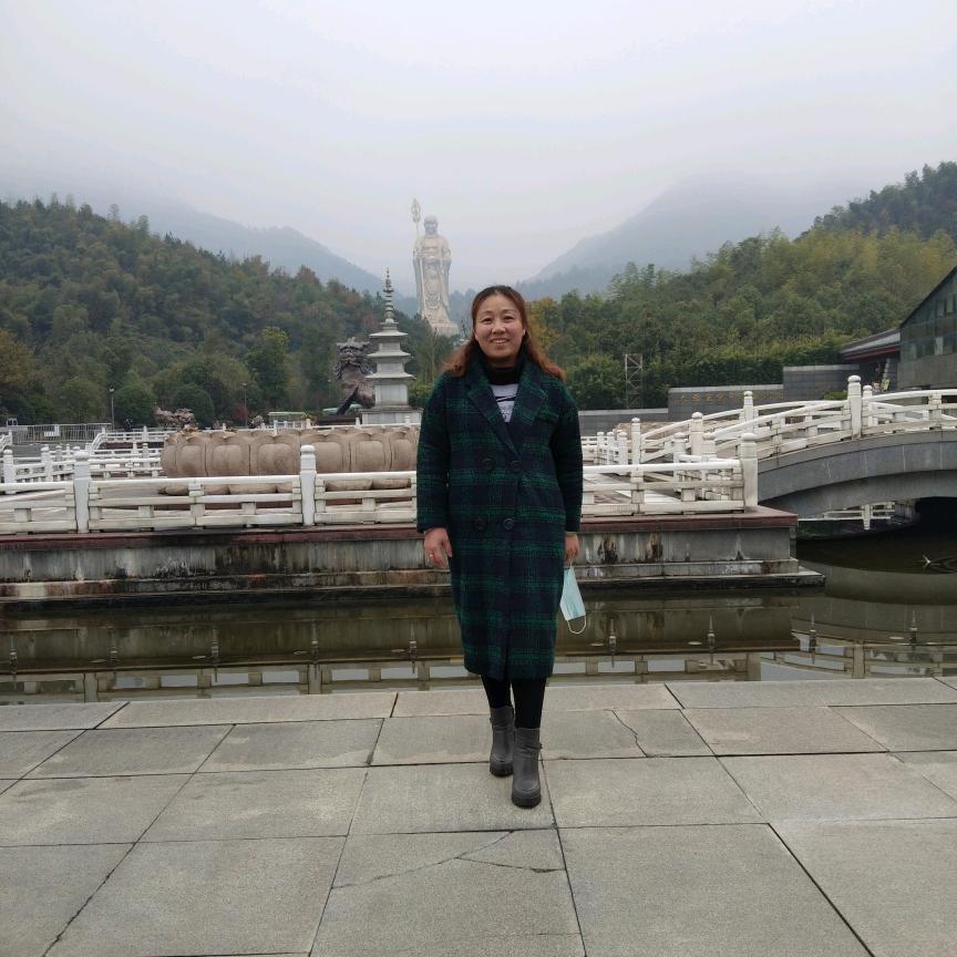 用户270478360251荷花姐