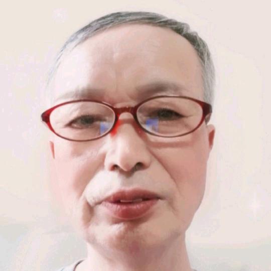 辉