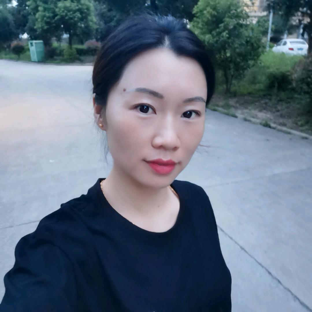 水瓶座女孩