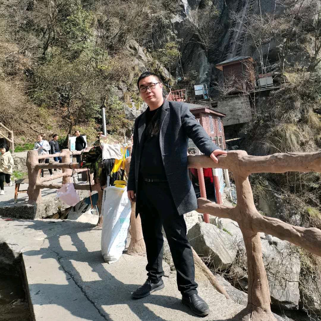门窗兵哥（提升门 重型门 全景门 侧压门