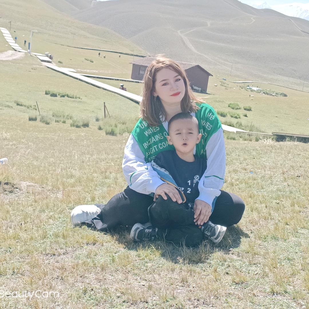 泾河新城缇拉百货店