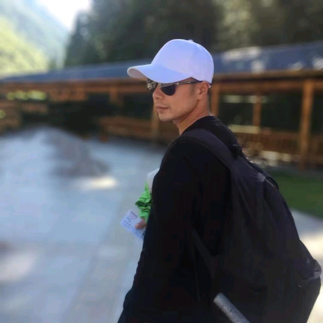 勇哥在成都