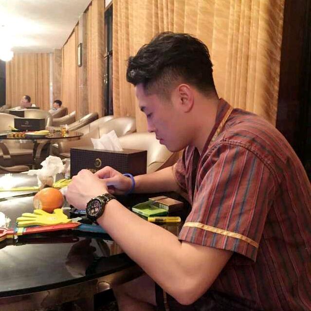 钟呈