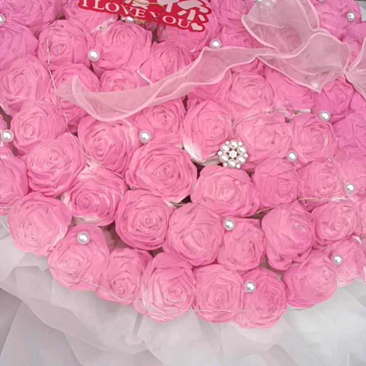 一朝落魄你不陪，东山再起你是谁