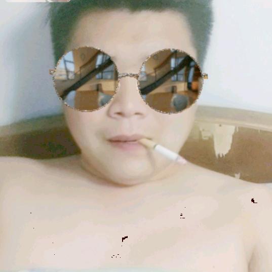 一半回想     一半泪水