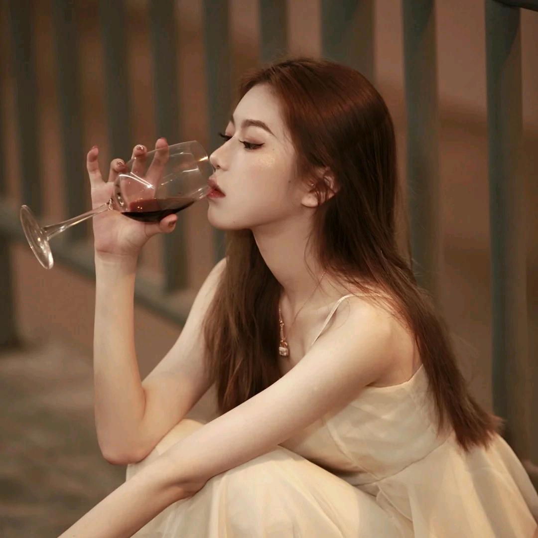 是容儿吖