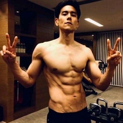 跑不快的小梁
