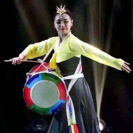 朝鲜族舞蹈韩服、民族乐器