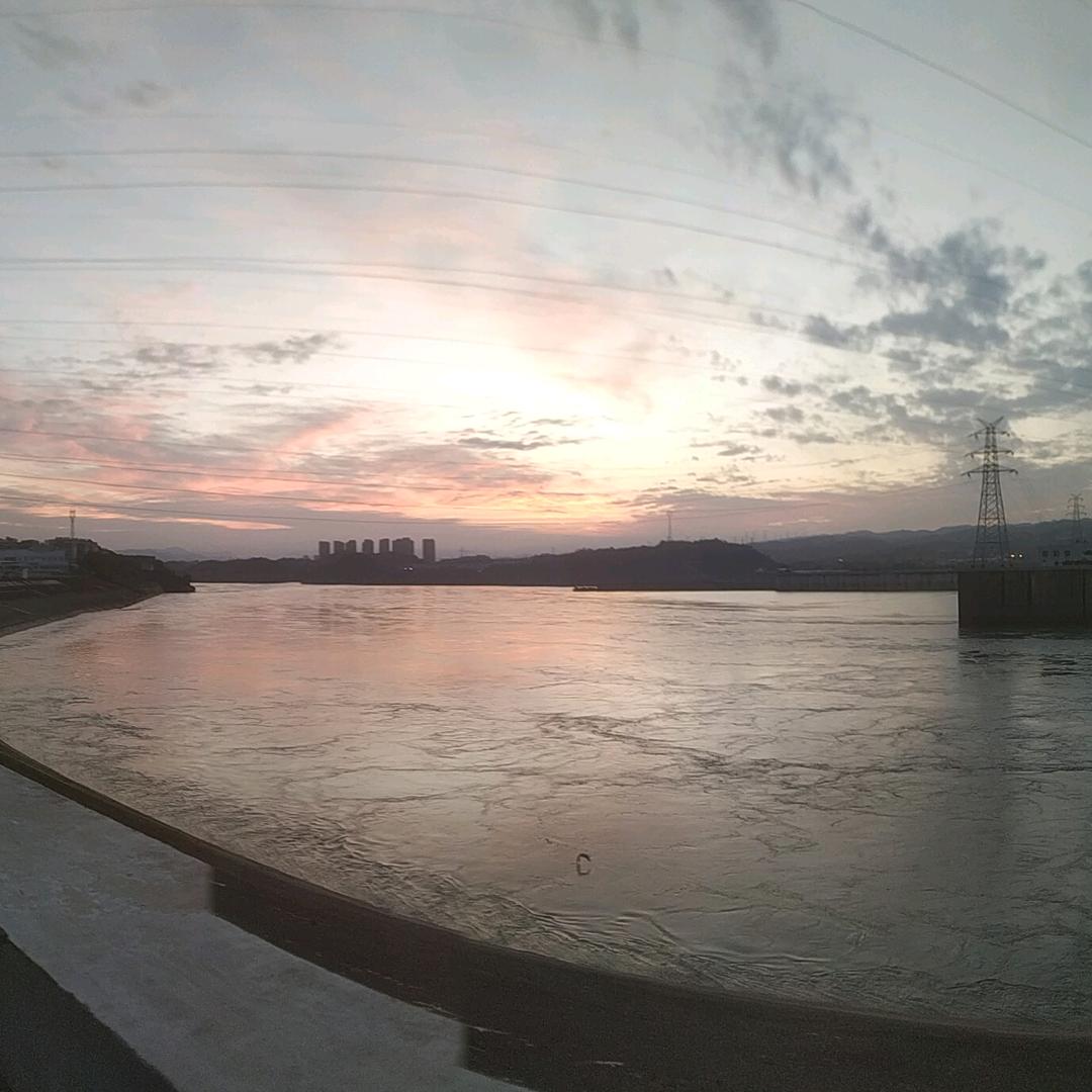 🇨🇳云卷云舒