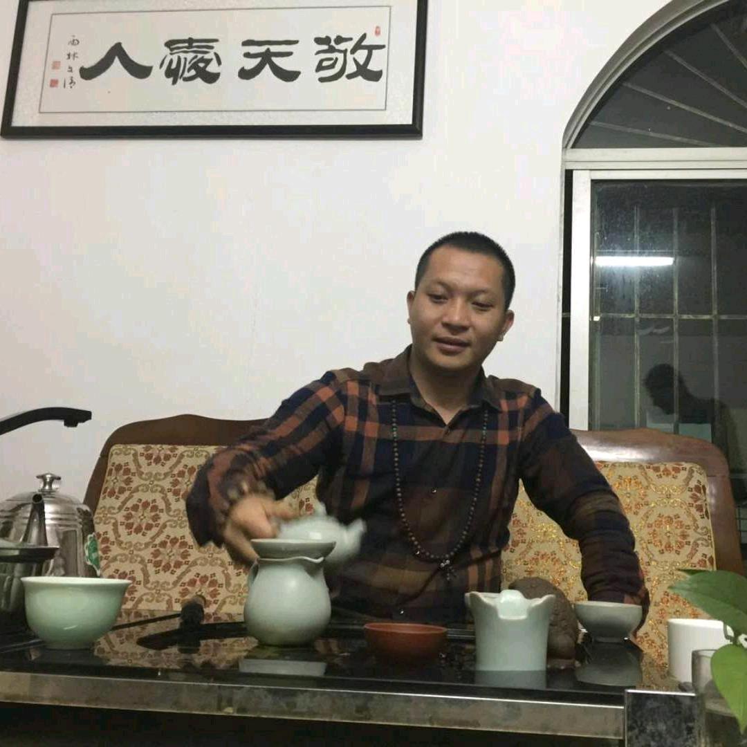 艺善达文化传媒公司创始人：周海平