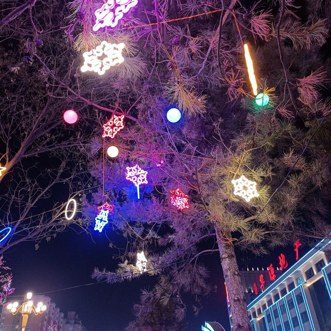 生容易  活容易  生活不容易！