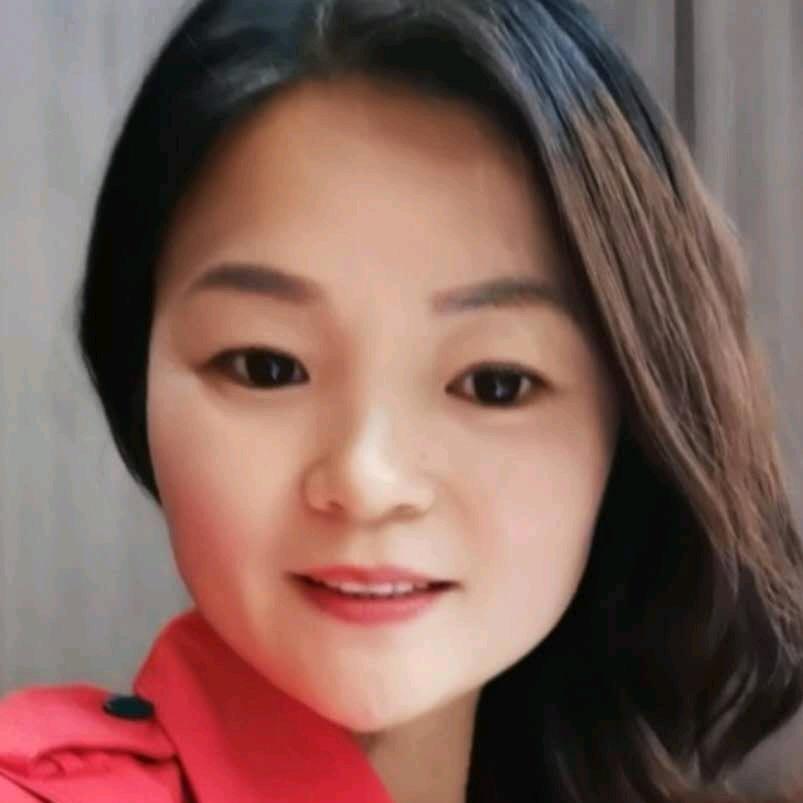 阎良丽莉看房