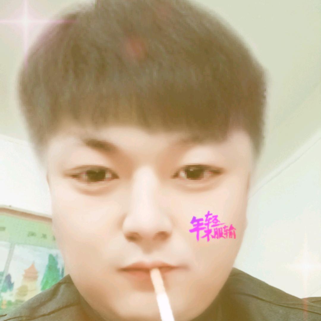 小帅哥