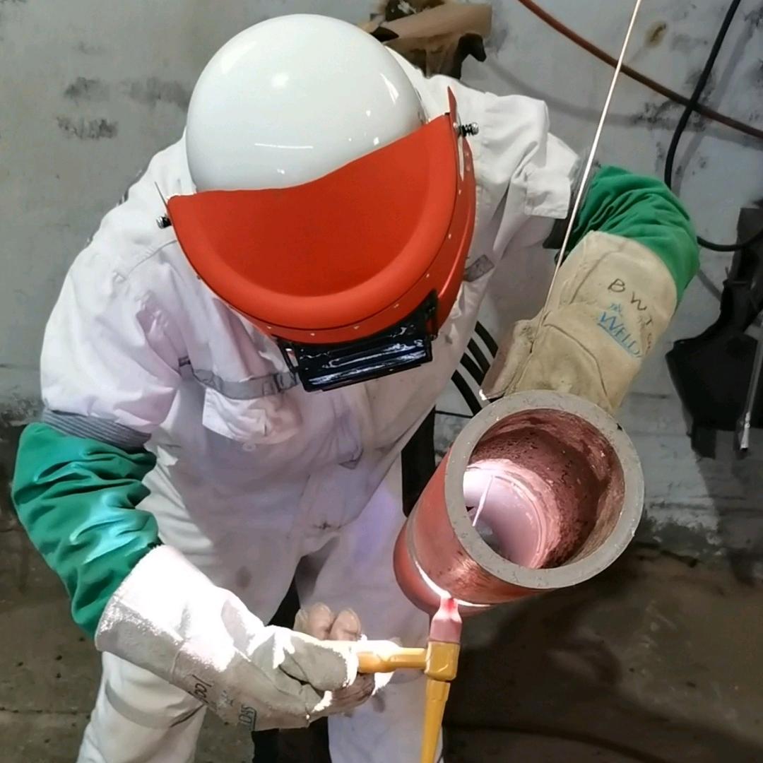 利德焊培 董忠仁