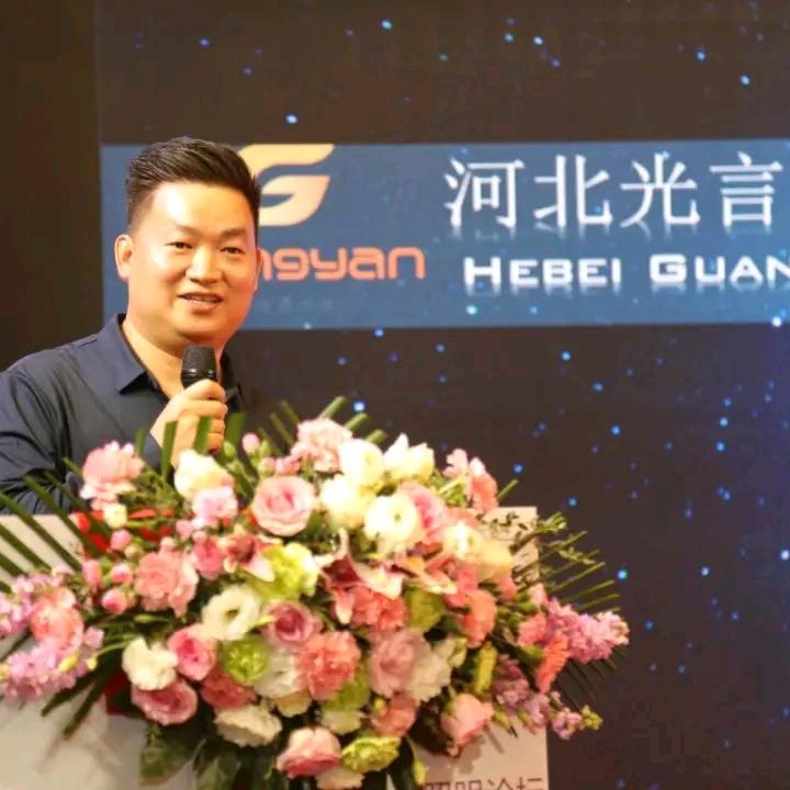 光言照明设计—黄晓星