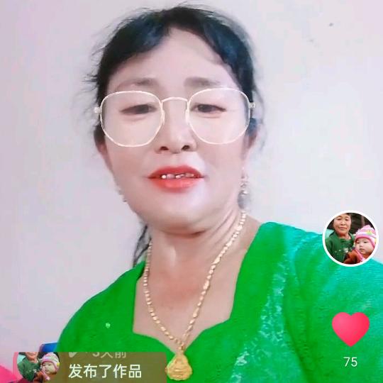 ✔
