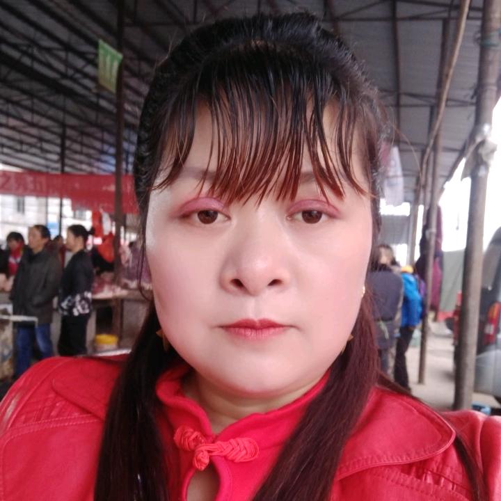 幸福一家人。