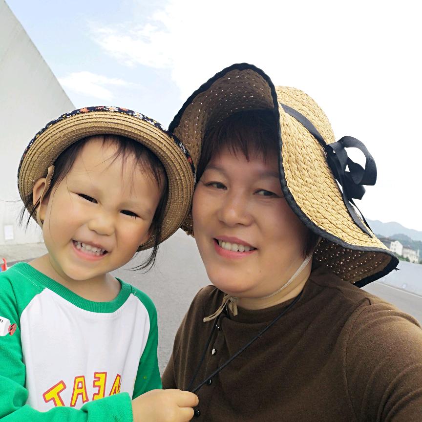 蓝天...樱子（橱窗有好物）