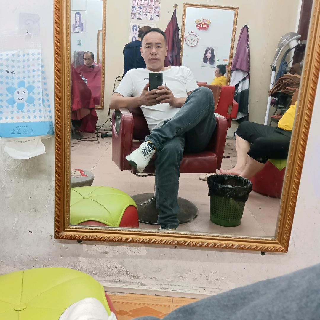 妹子这是要逆天头像