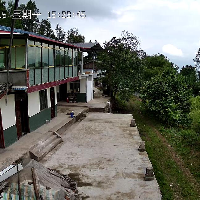 因为看清所以看轻