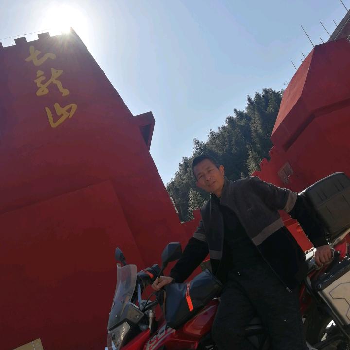 不忘初心，