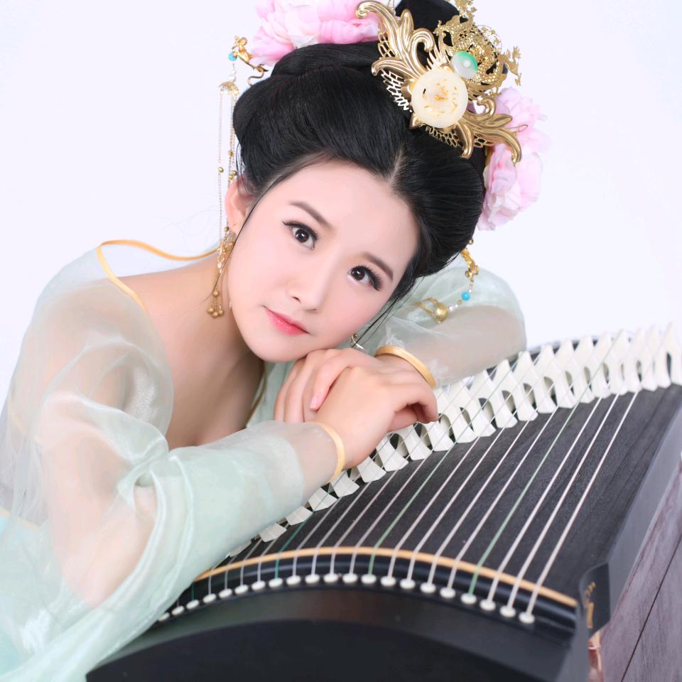 威海古筝张茜老师（潇妤古筝）