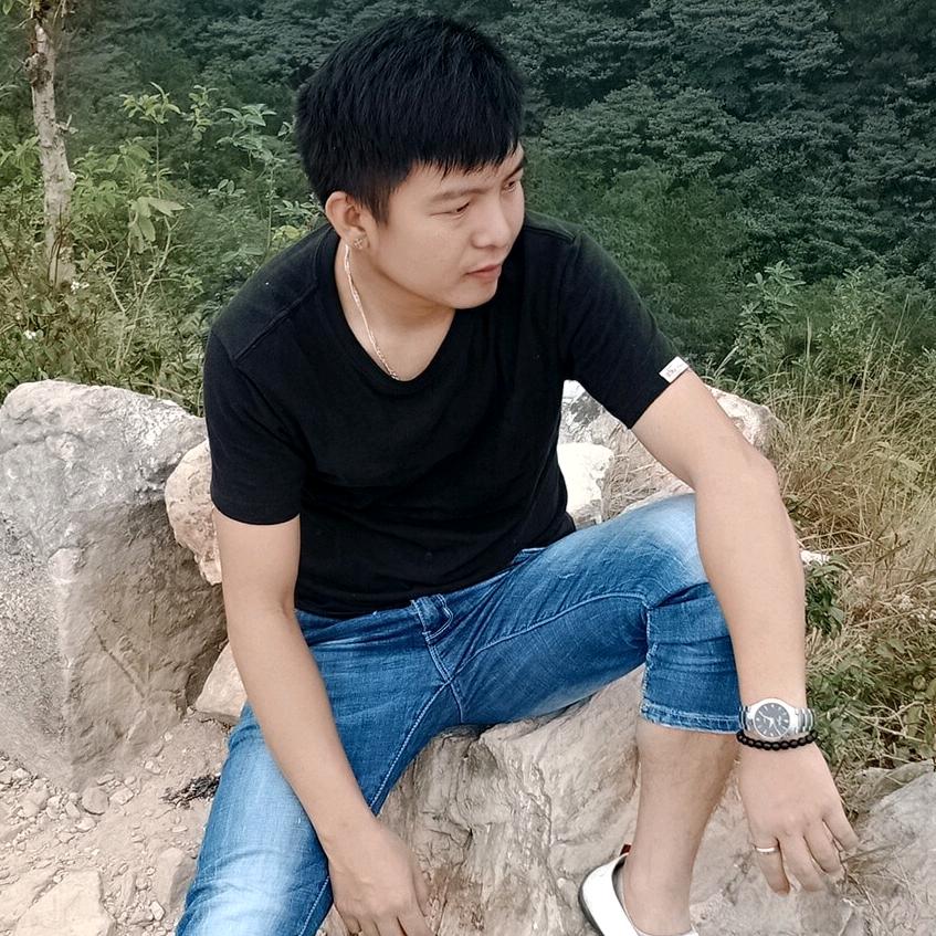 佛冈黄健代购的小哥哥