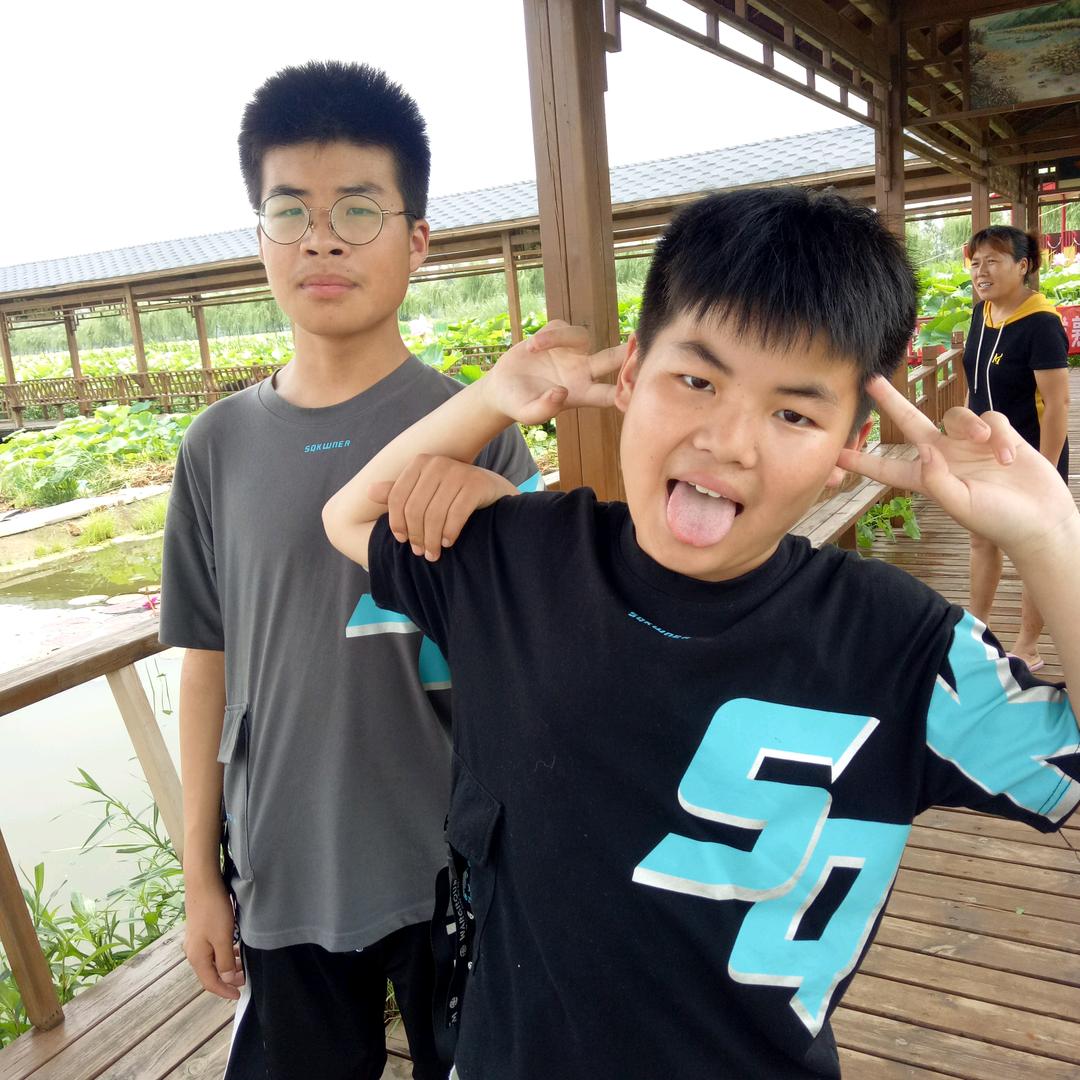 杨长伟