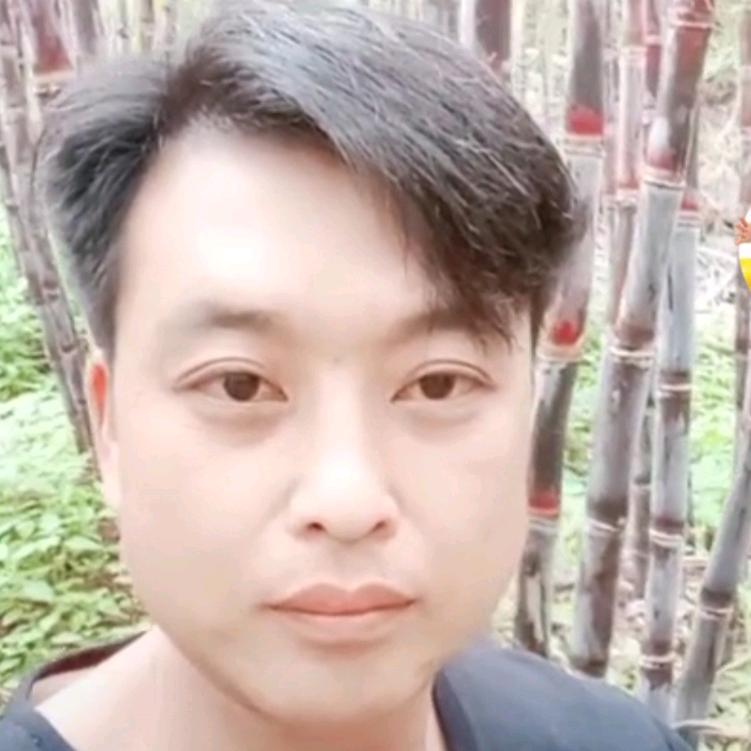 男神小闹闹