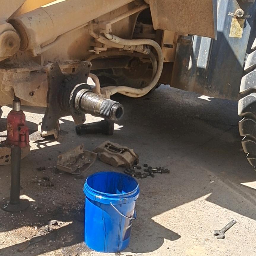 装载机维修1【请勿连赞】