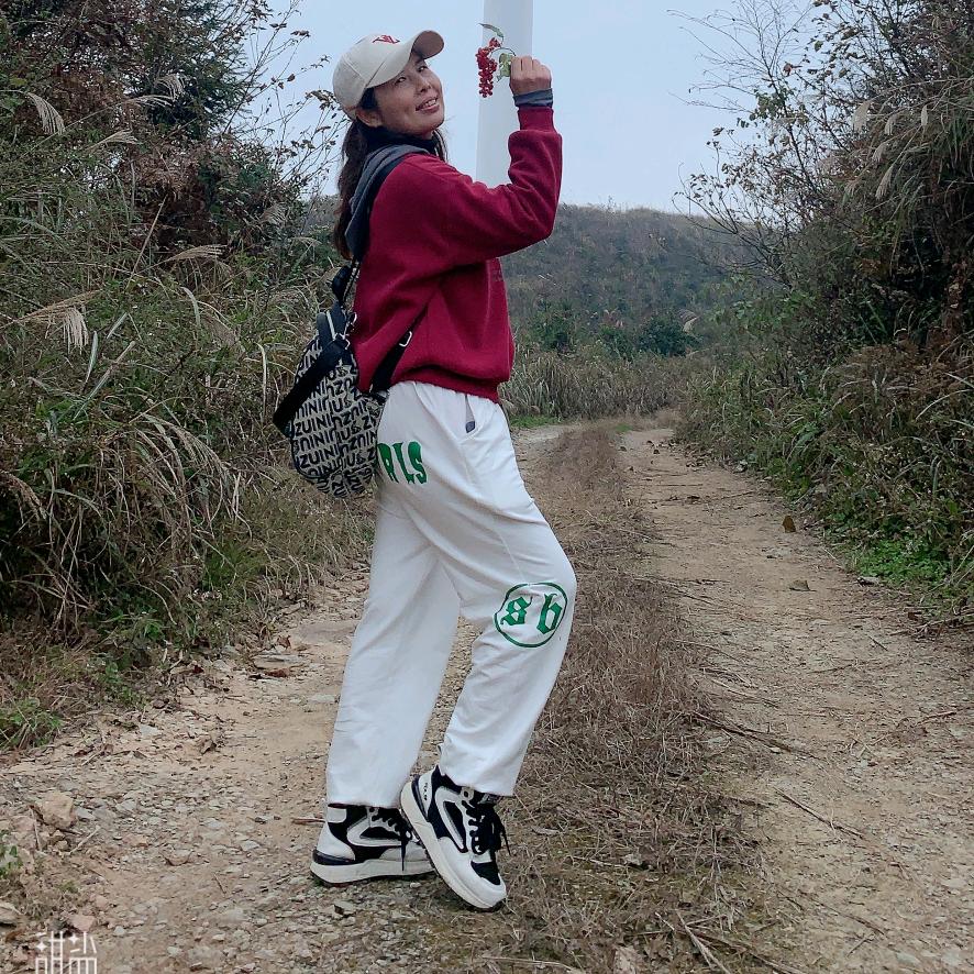 瑛子