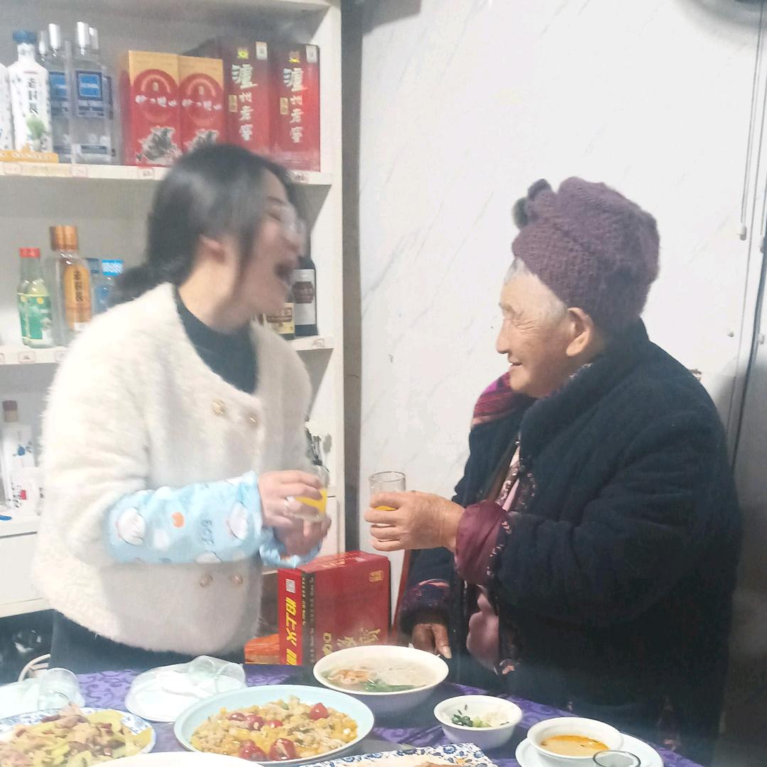 《自重》