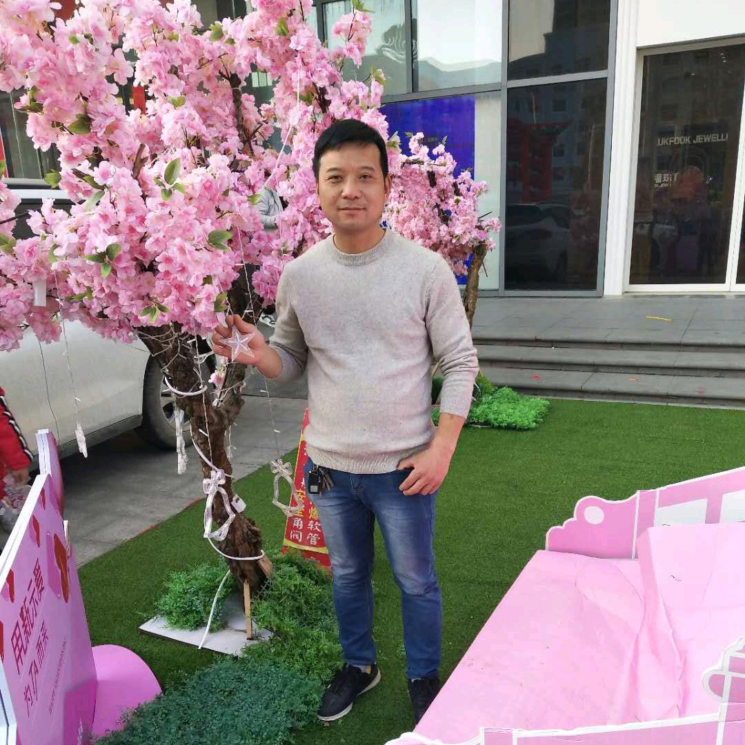 诚信广告装饰，雷