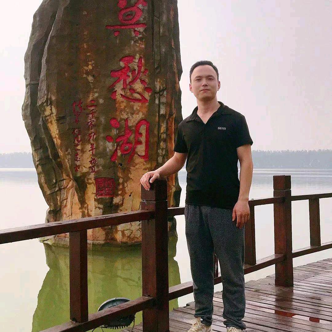 梁桥考场 总教头