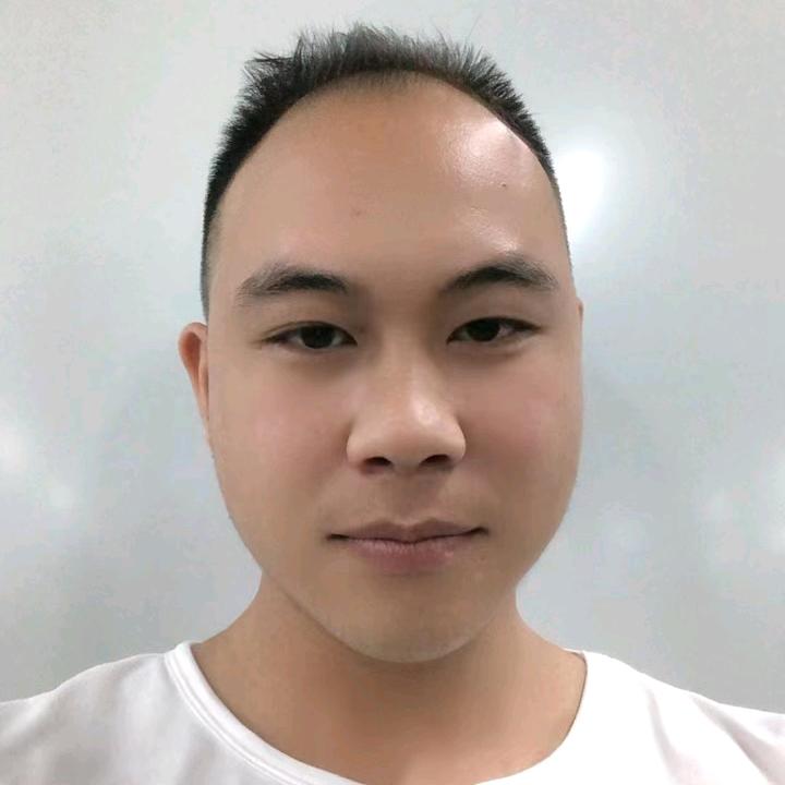 哼 哼
