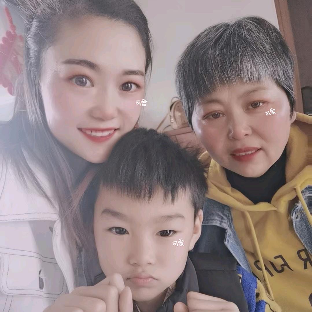 🎀小可爱的小舞🎀