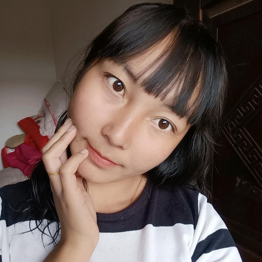 小小何