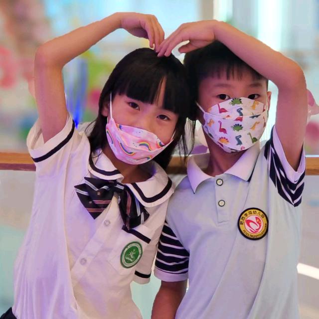 两个宝宝的妈妈