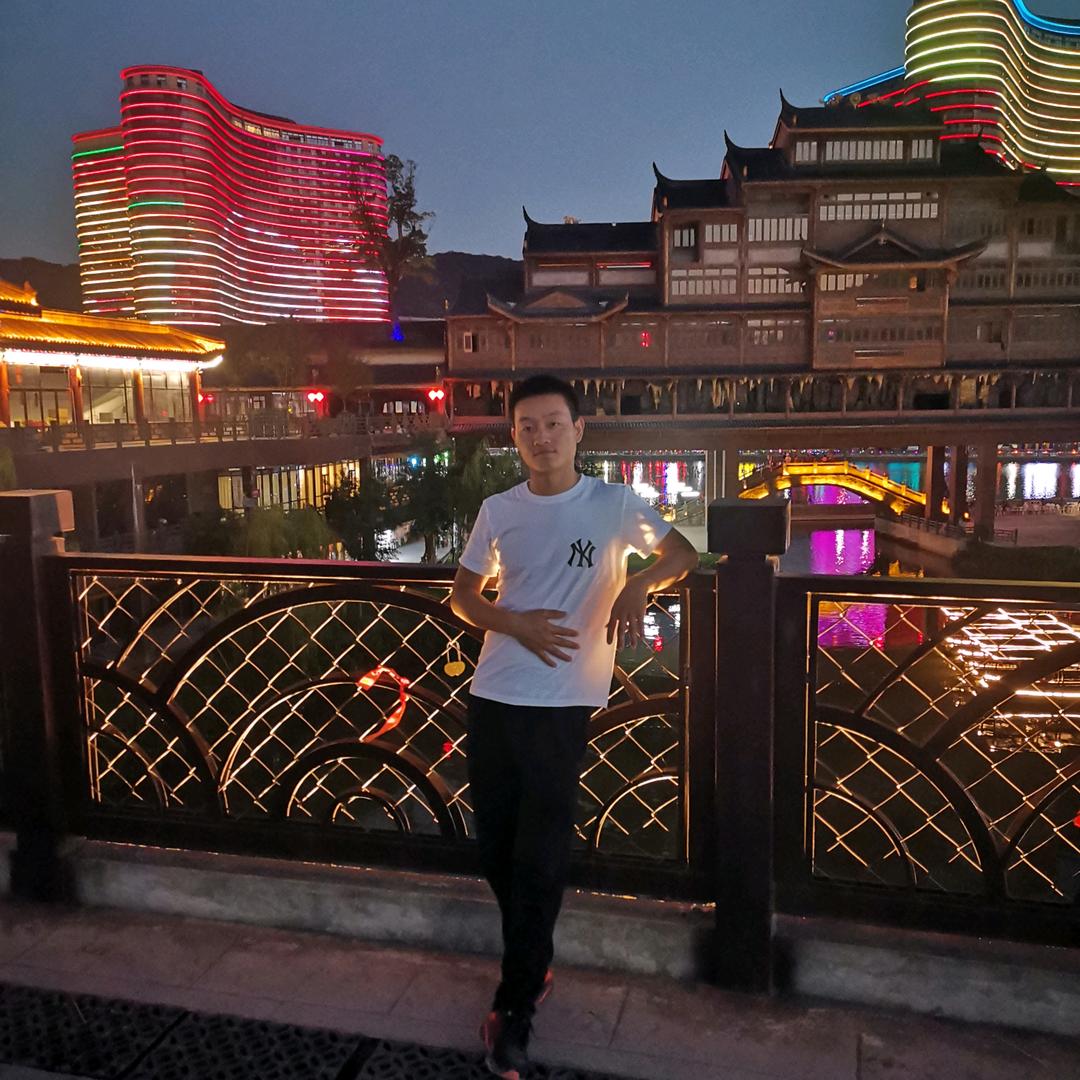亚铝旭格系统门窗