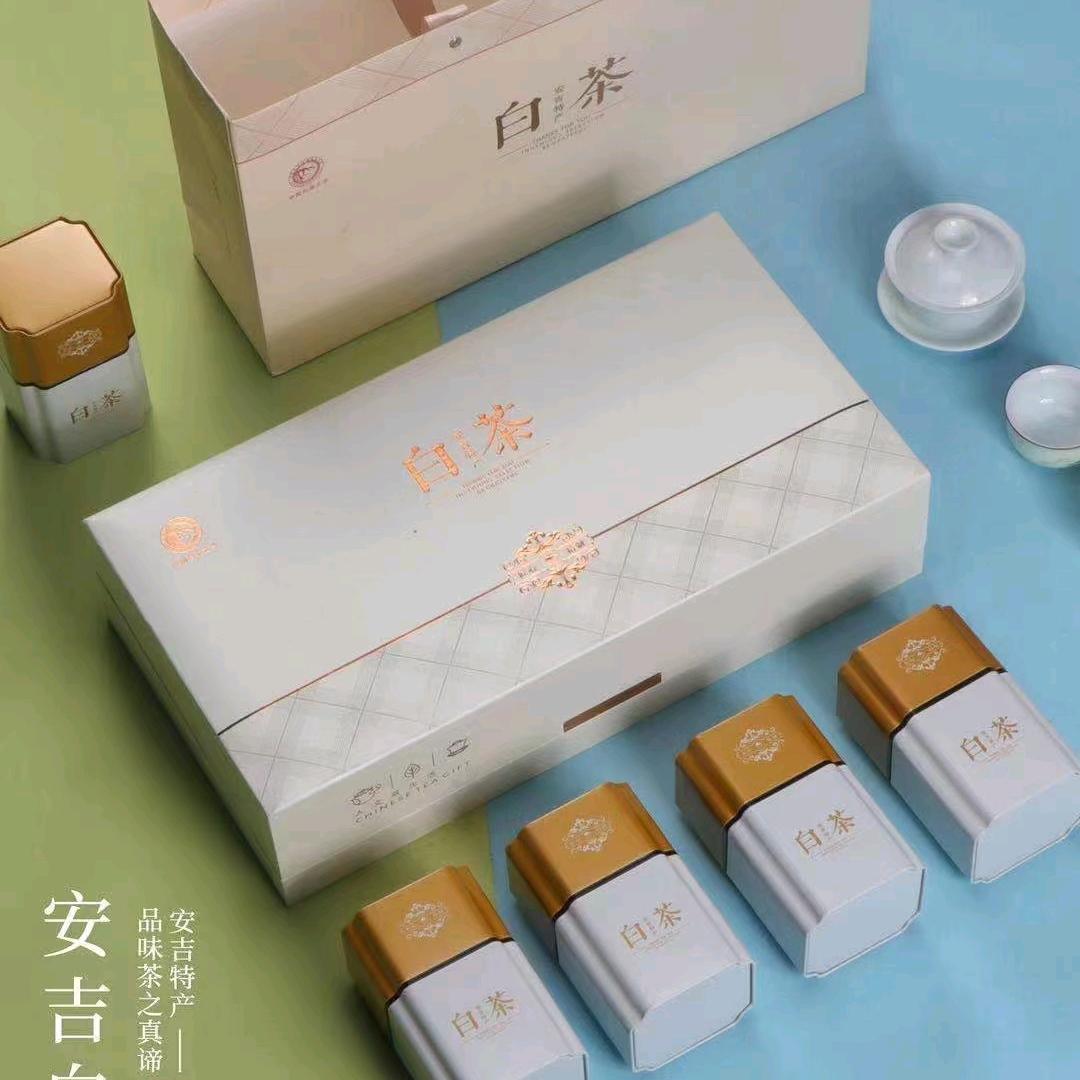 七七 小跟班
