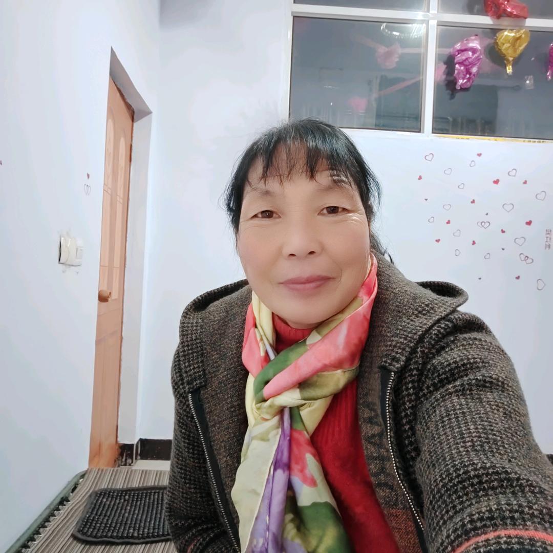 蓝天英姐