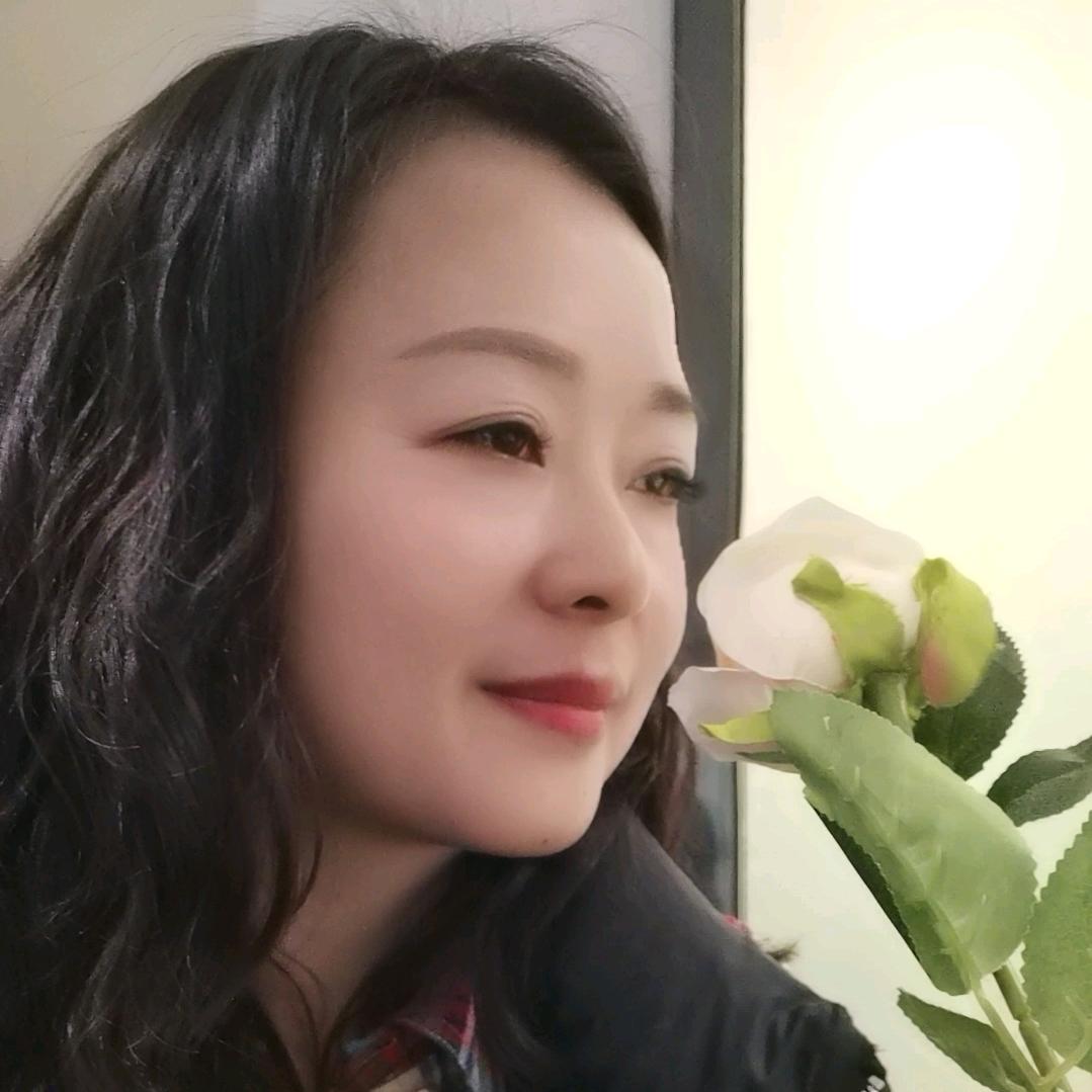 自得其乐的艳子姐