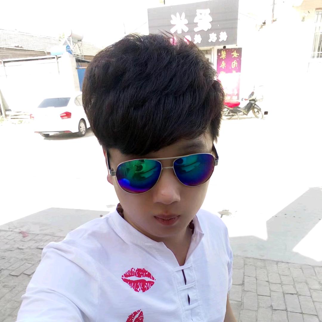 阳阳,